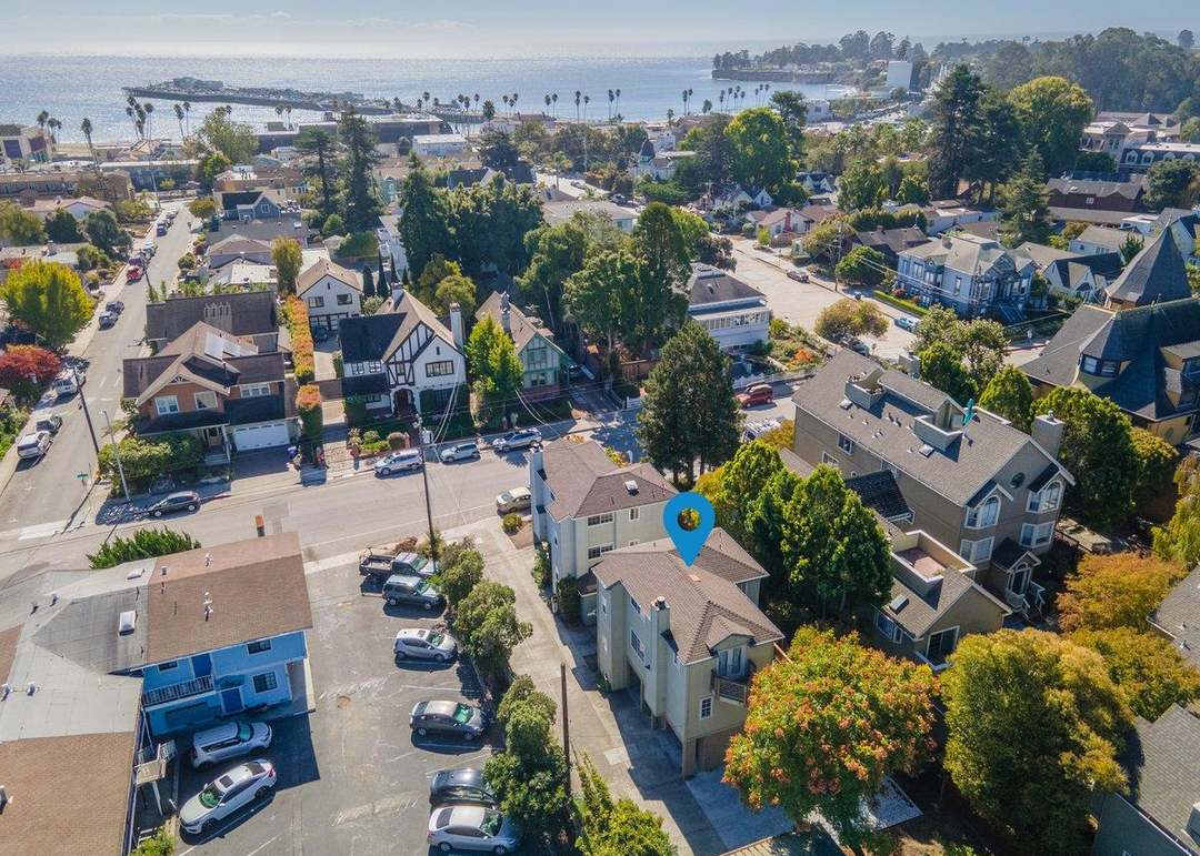 Santa Cruz California residential neighborhood showing coastal homes and the local housing market environment
